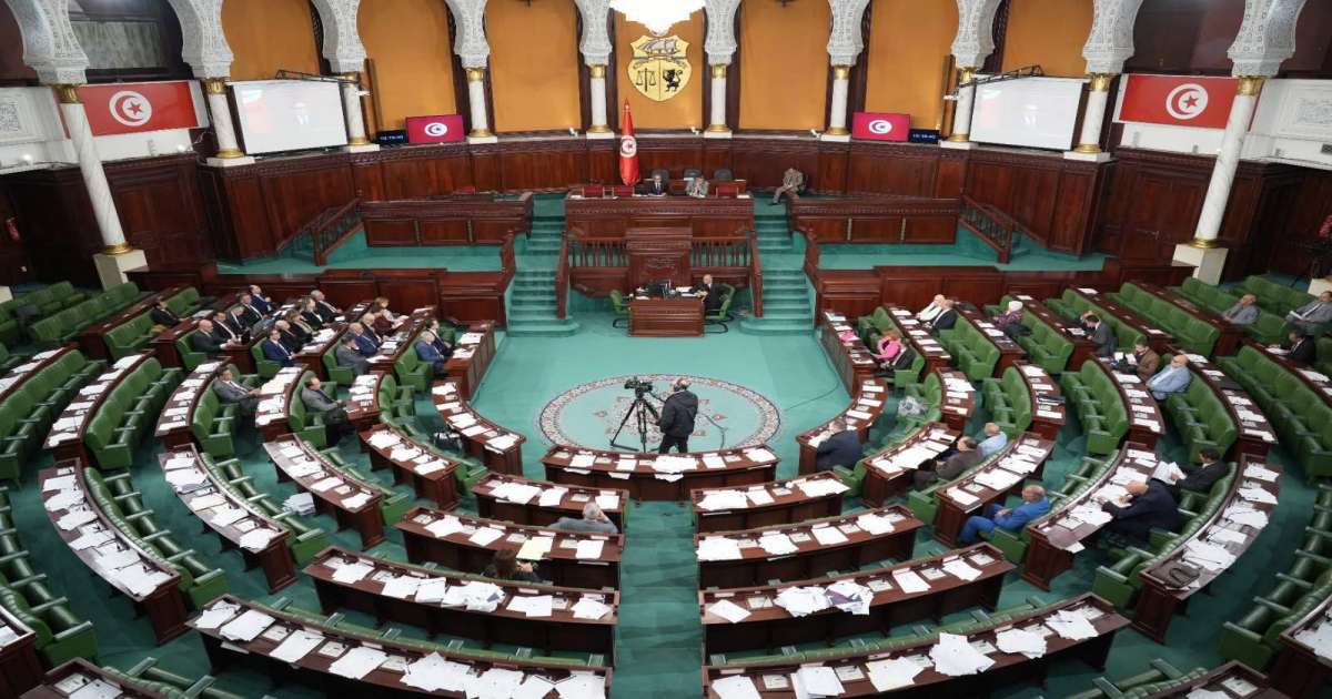 المصادقة على إلزام البنك الوطني الفلاحي بتخصيص 30 بالمائة من تمويلاته لفائدة القطاع الفلاحي